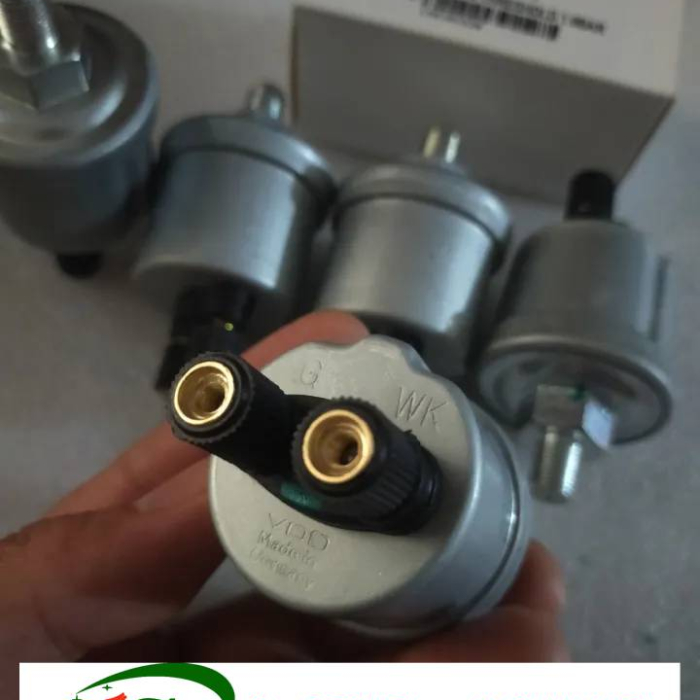 Cảm biến nhiệt độ nước VDO 21mm (Ngắn)