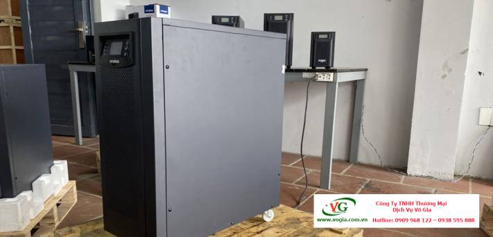 Bộ Lưu Điện UPS 10KVA Online Hyundai Tower HD-10KS
