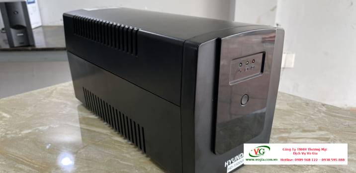 Bộ lưu điện UPS 1500VA Hyundai Offline HD-1500VA