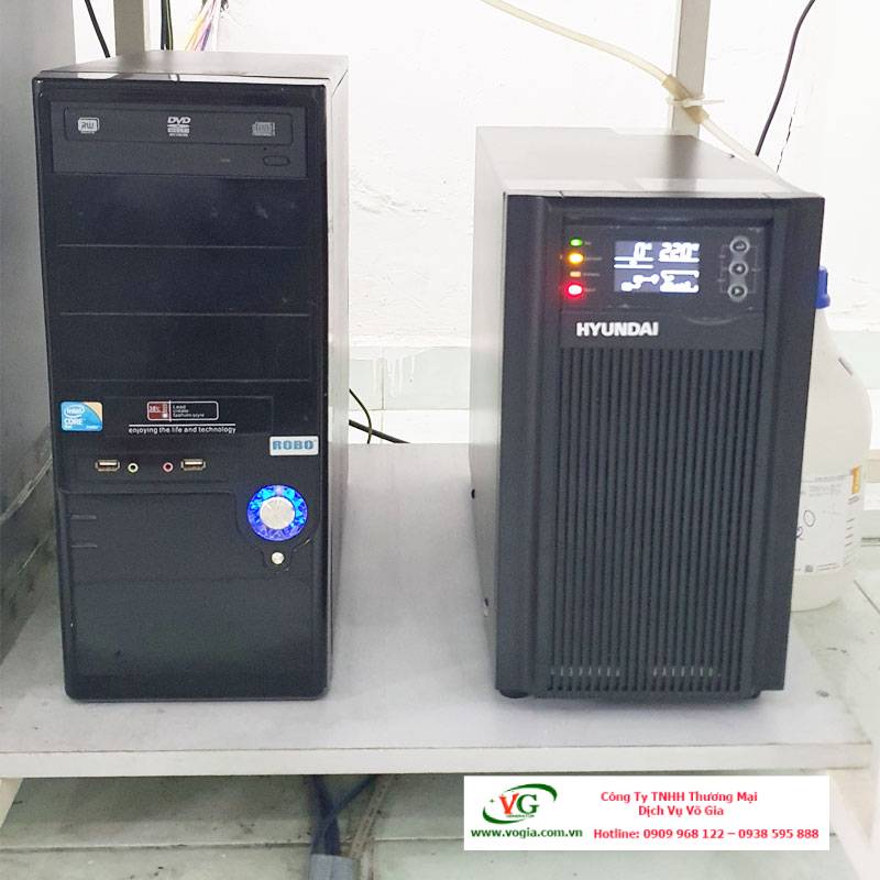 Bộ Lưu Điện UPS 2KVA Online Hyundai Tower HD-2KS