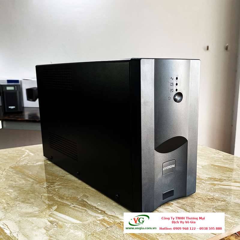 Bộ Lưu Điện UPS 3KVA Online Hyundai Tower HD-3KS