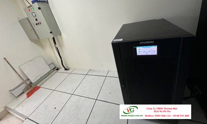 Bộ Lưu Điện UPS 50KVA/45KW Online 3 pha HD-50K3 Hyundai Tower