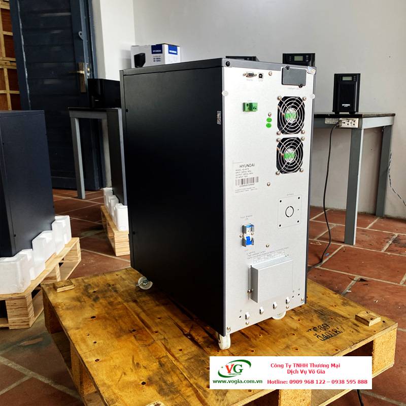 Bộ Lưu Điện UPS 5KVA Online Hyundai Tower HD-5KS