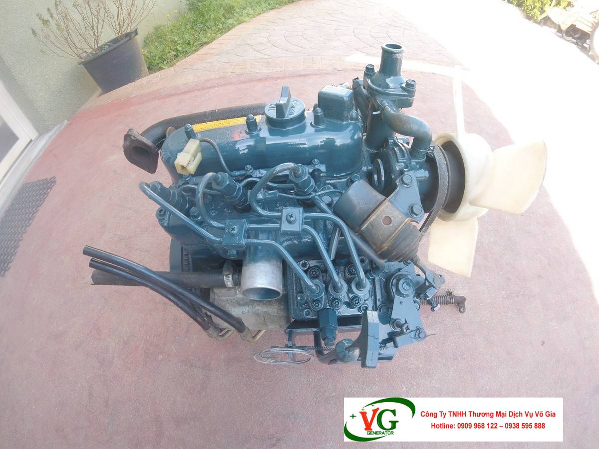 Động cơ Kubota D722-E2