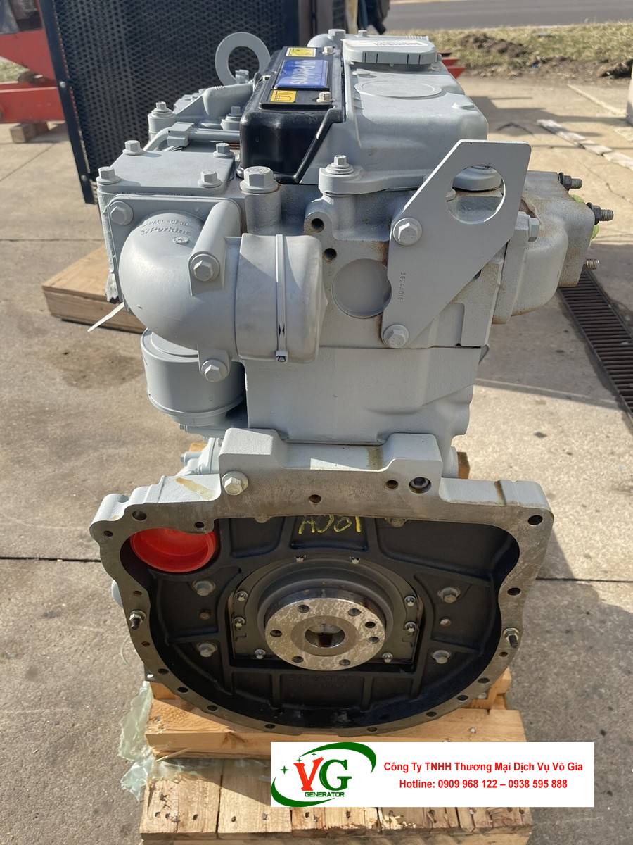 Động cơ Perkins 1104A-44TG