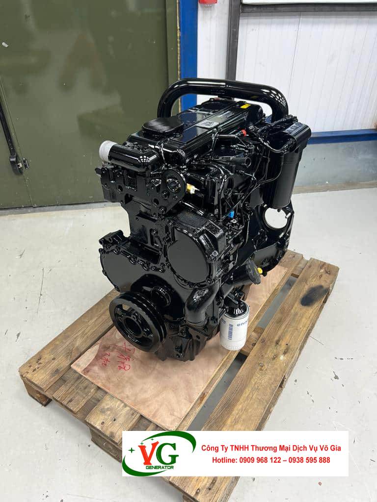 Động cơ Perkins 1104C-44TG