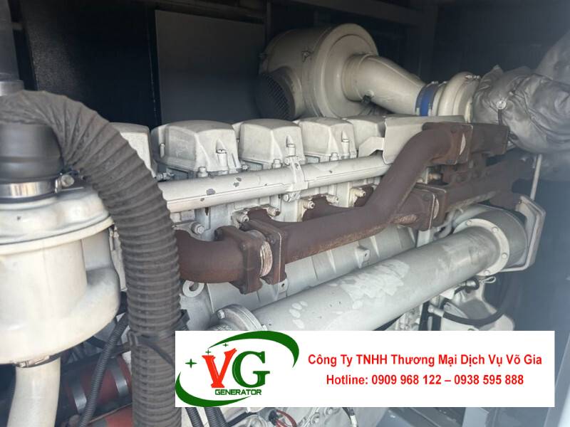 Động cơ Perkins 4006-23TAG