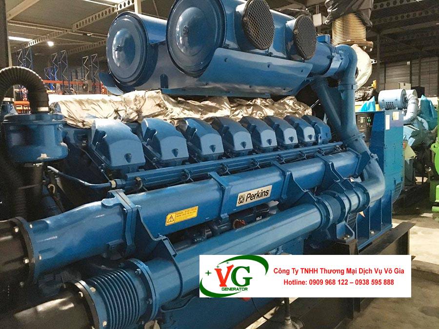 Động cơ Perkins 5008A-E30TAG
