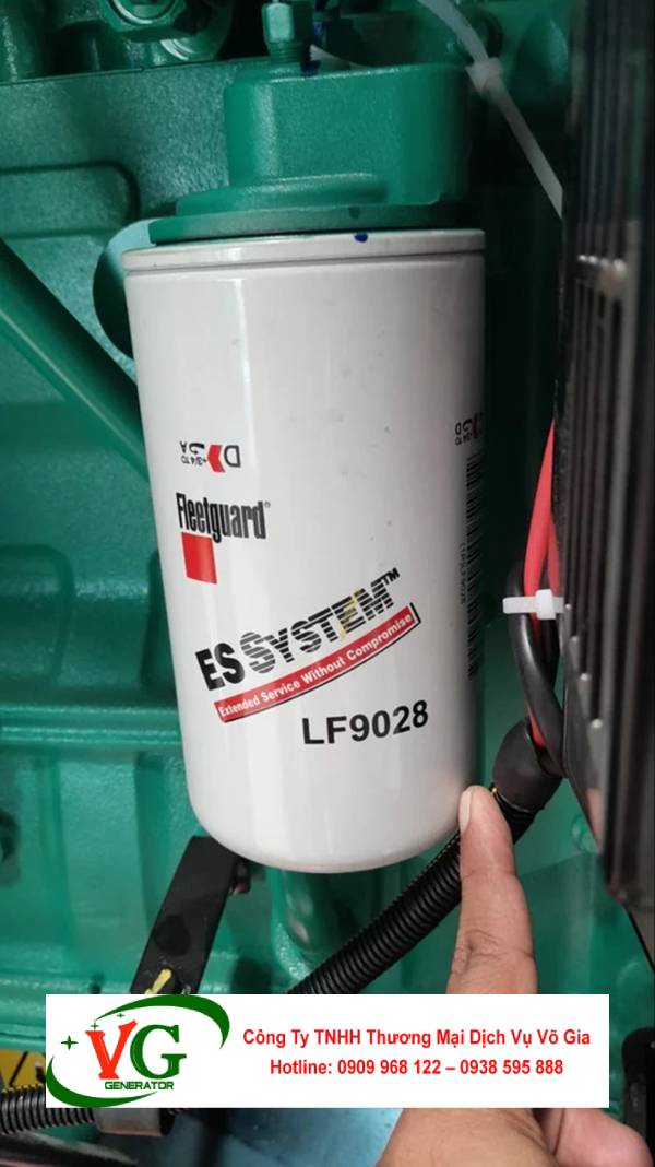 Lọc nhớt máy phát điện Fleetguard