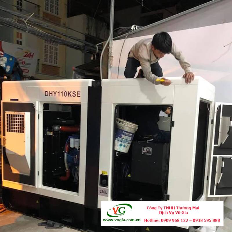 Máy phát điện 100Kva chạy dầu diesel Hyundai 3 pha DHY110KSE