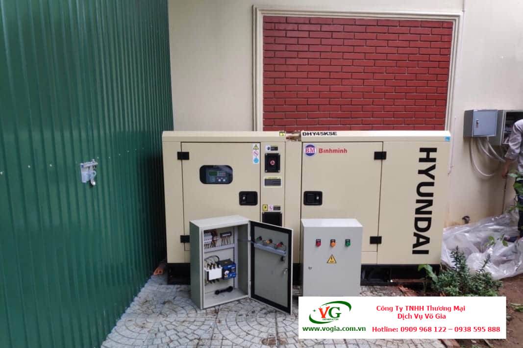 Máy phát điện 100Kva chạy dầu diesel Hyundai 3 pha DHY110KSE