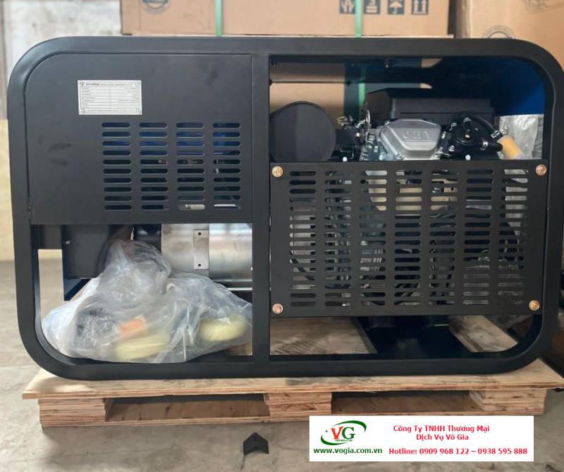Máy phát điện 10kW chạy xăng 1 pha Hyundai HY15000LE