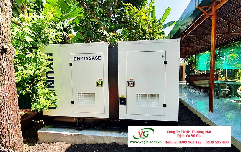 Máy phát điện 110KVA Hyundai Chạy Dầu Diesel 3 pha DHY125KSE