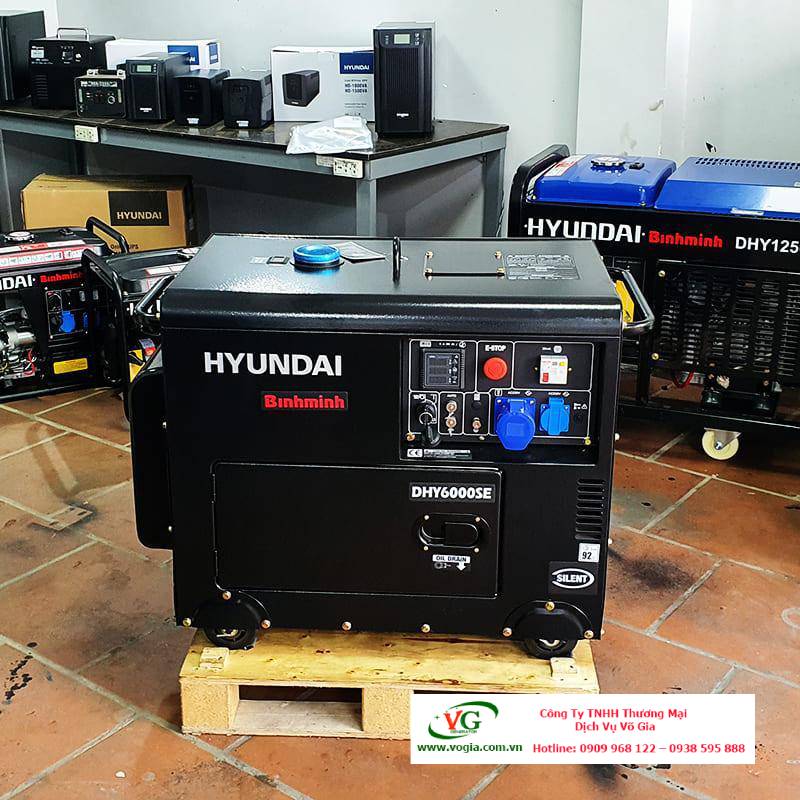 Máy phát điện 5kW chạy xăng 1 pha Hyundai HY7000L