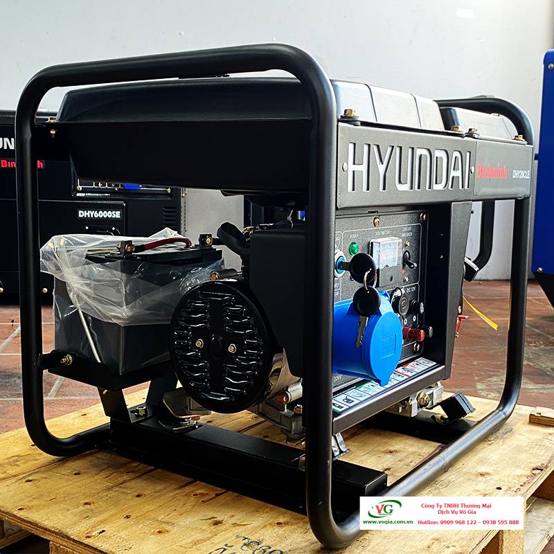 Máy phát điện 7.5kW – 8.2kW xăng Hyundai HY10500LE