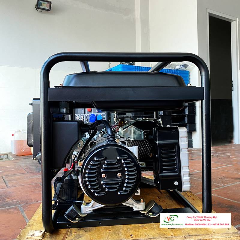 Máy phát điện 7.5kW – 8.2kW xăng Hyundai HY10500LE