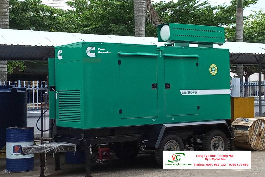 Máy phát điện Cummins 100kVA 3 pha chạy dầu nhập khẩu