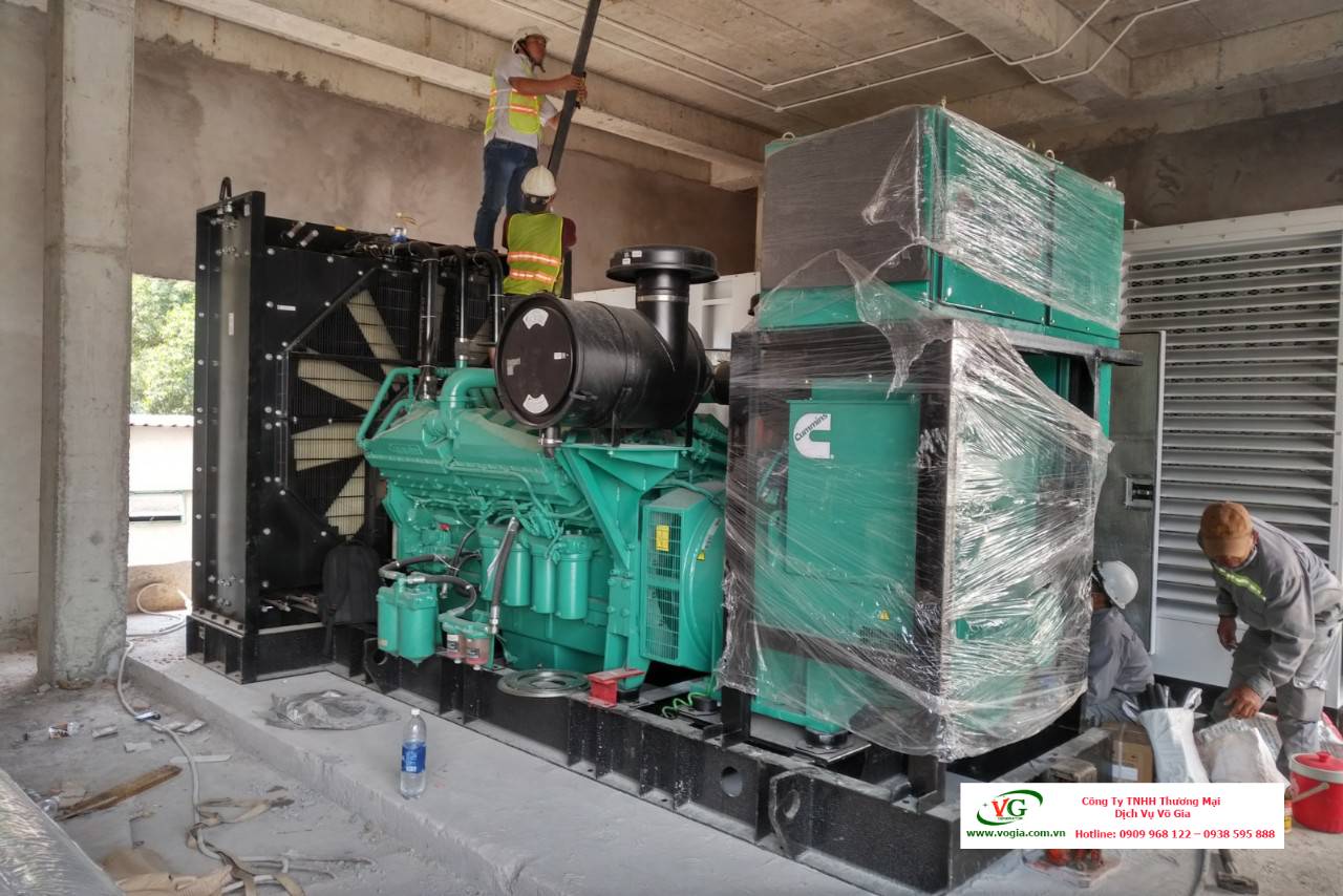 Máy phát điện Cummins 136kVA – 150kVA có vỏ chống ồn đồng bộ