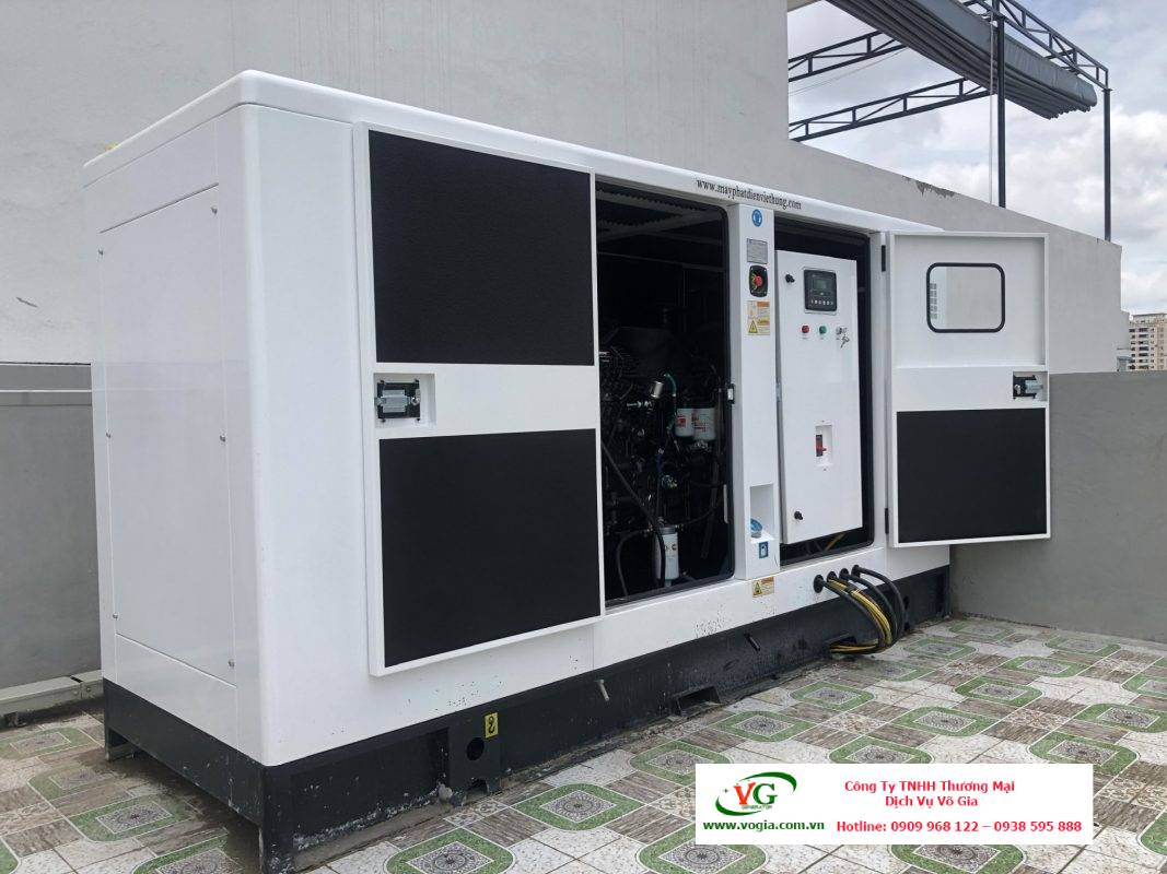 Máy phát điện Cummins 180kVA – 200kVA có vỏ chống ồn đồng bộ
