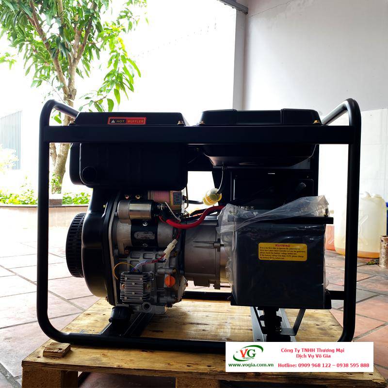 Máy phát điện xăng 5.0KW – 5.5KW Hyundai HY7000LE 