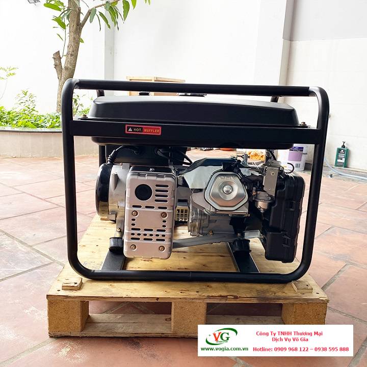 Máy phát điện xăng 5.0KW – 5.5KW Hyundai HY7000LE 